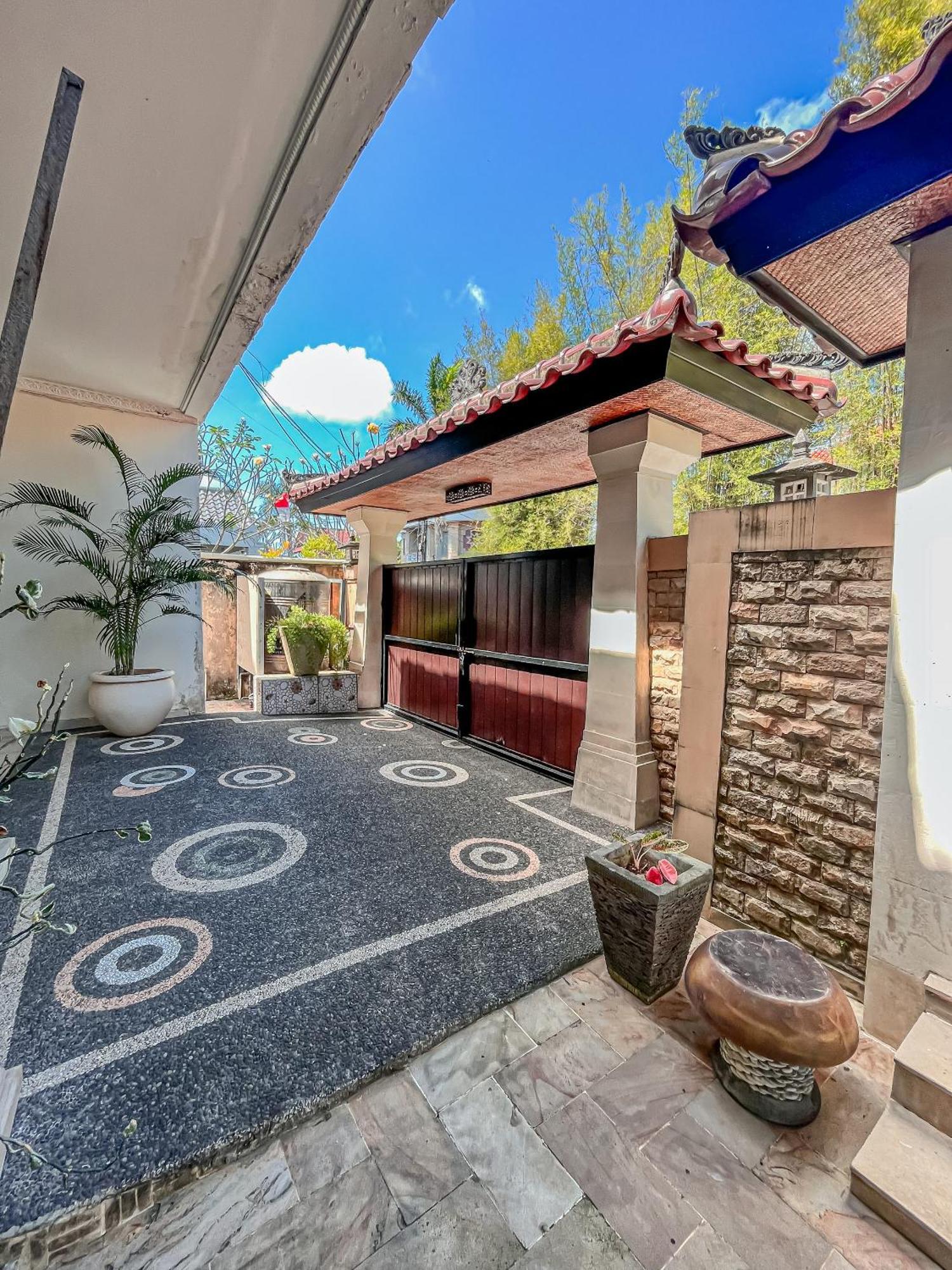 Villa Tentram Jimbaran By Bali Cabin Exterior photo